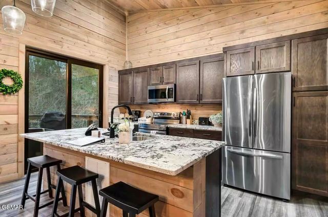 1508 Mountain Drive, Sevierville, TN 37876