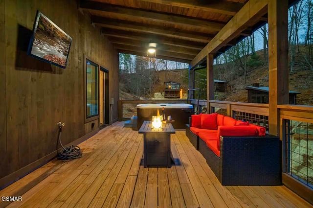 1508 Mountain Drive, Sevierville, TN 37876