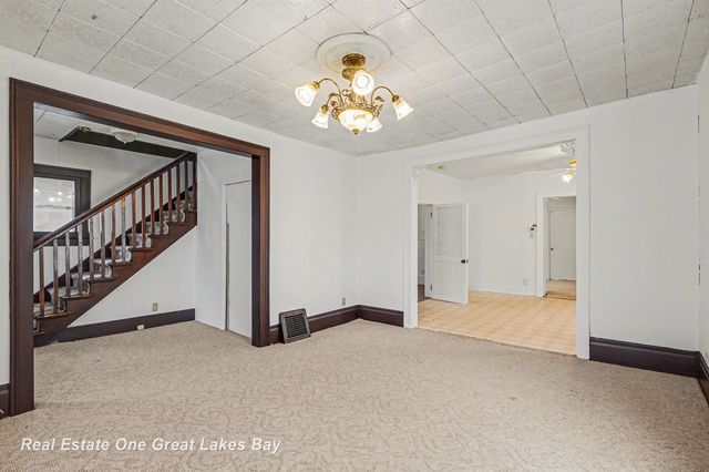 623 N Woodbridge Street, Saginaw, MI 48602