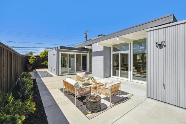 683 Vanessa Drive, San Mateo, CA 94402