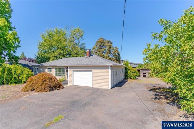 3043 Hammel St NE, Salem, OR 97301