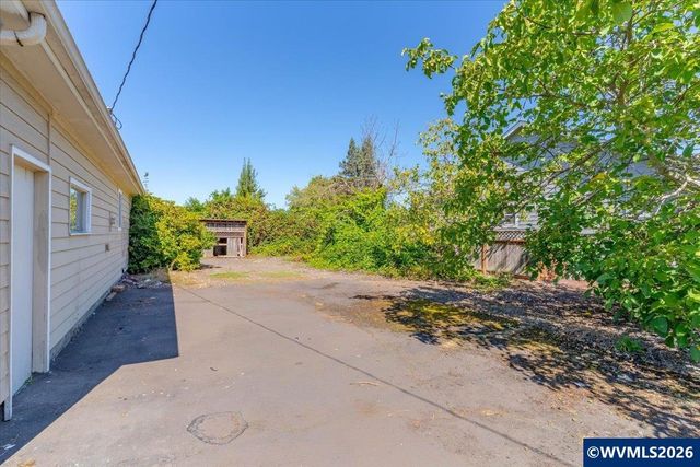 3043 Hammel St NE, Salem, OR 97301