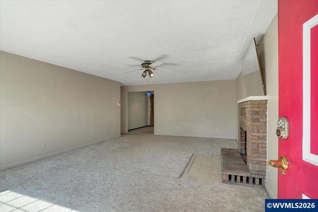 3043 Hammel St NE, Salem, OR 97301