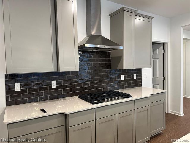 51051 Baileys Landing, Canton, MI 48187