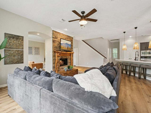 2037 Lakeside Drive, Seabrook, TX 77586