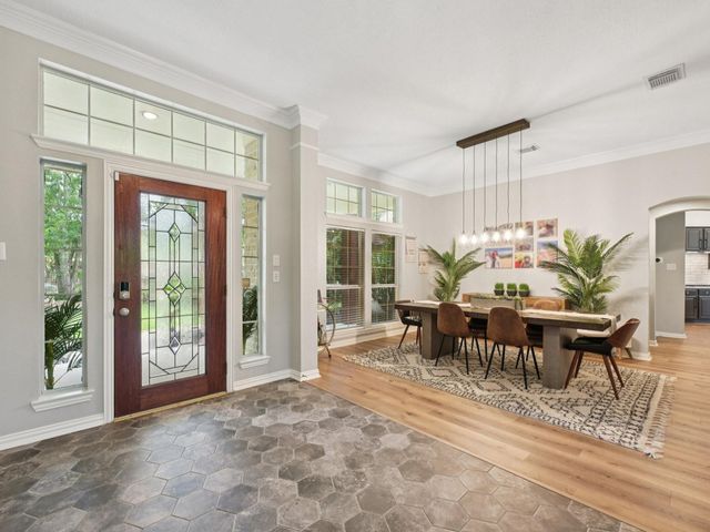 2037 Lakeside Drive, Seabrook, TX 77586