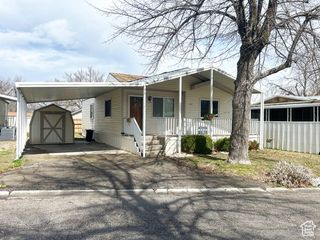 227 DETROITER CIR, Murray, UT 84107