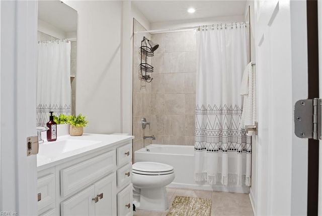 116 Trawler Trip, Poquoson, VA 23662