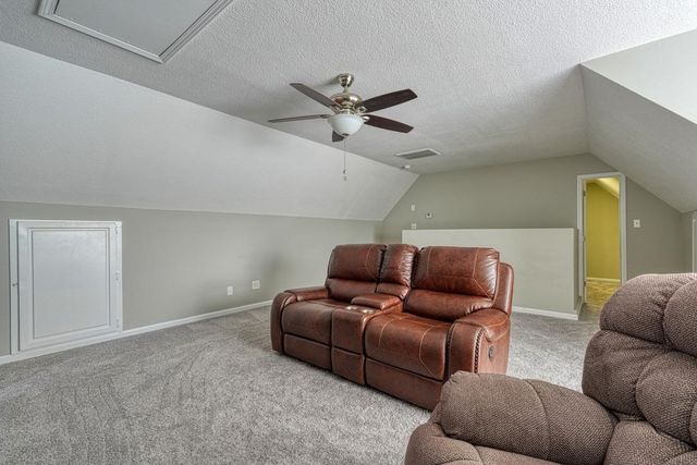 182 Roundstone Drive, Inman, SC 29349