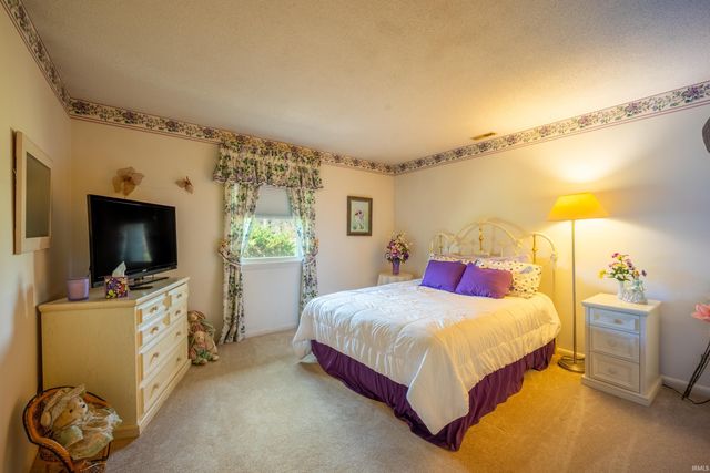 3011 W Stradling Drive, Muncie, IN 47304