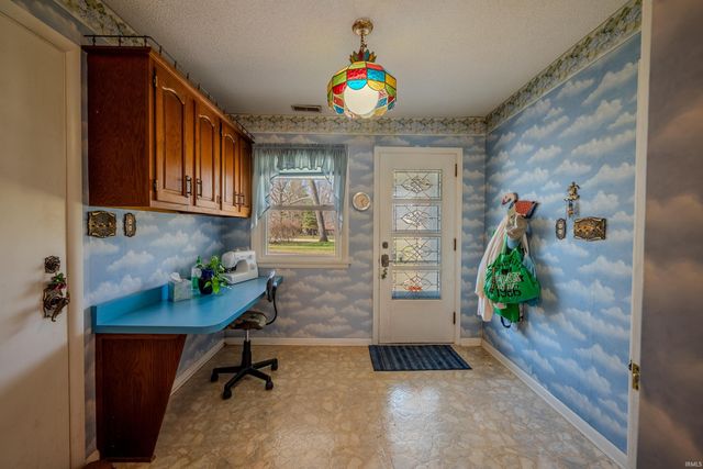 3011 W Stradling Drive, Muncie, IN 47304