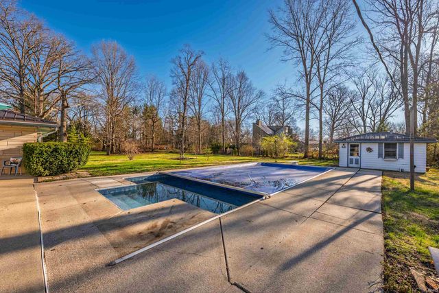 3011 W Stradling Drive, Muncie, IN 47304