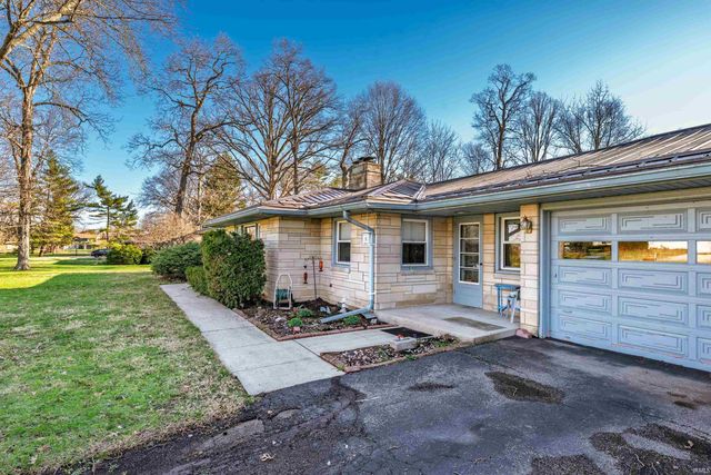 3011 W Stradling Drive, Muncie, IN 47304