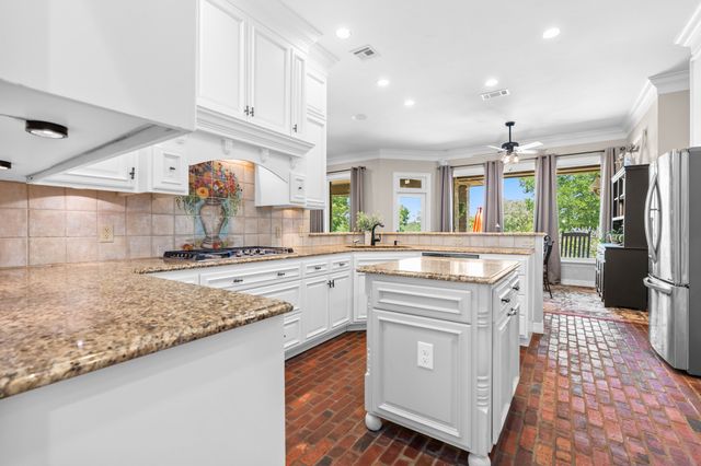 840 Winding Trail, Crawford, TX 76638