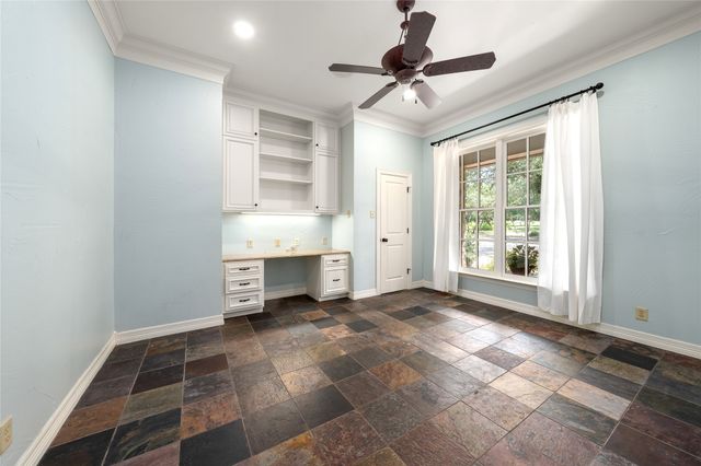 840 Winding Trail, Crawford, TX 76638