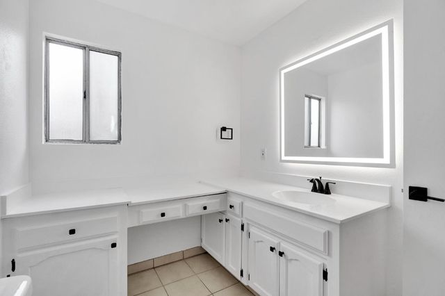 4188 N Cornelia Avenue, Fresno, CA 93722