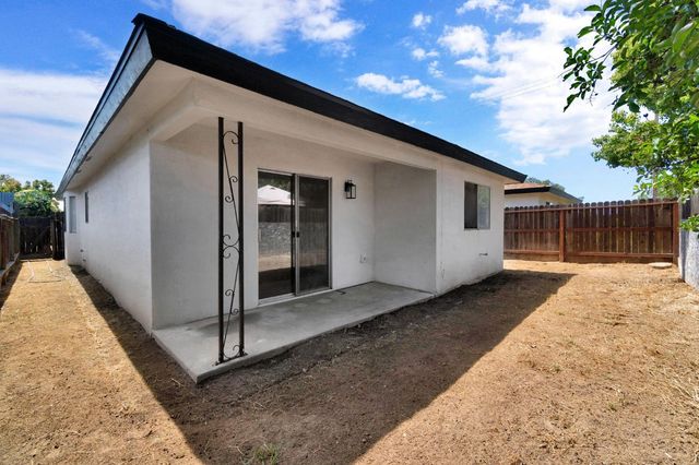 4188 N Cornelia Avenue, Fresno, CA 93722