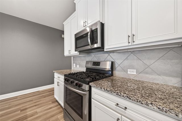 2350 Strong Horse Drive, Conroe, TX 77301