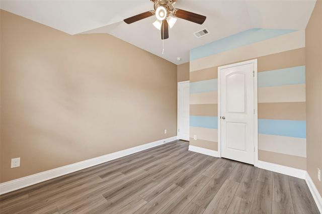 2350 Strong Horse Drive, Conroe, TX 77301