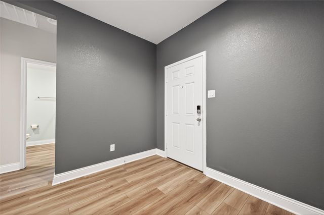 2350 Strong Horse Drive, Conroe, TX 77301