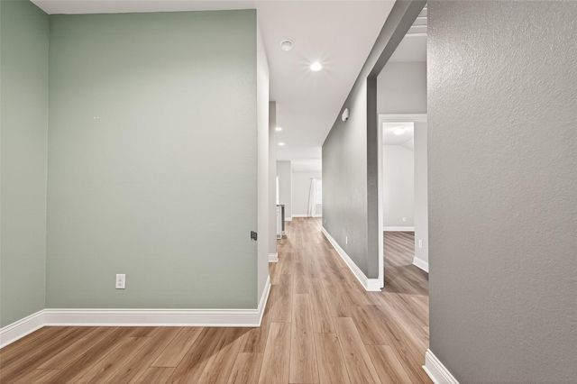 2350 Strong Horse Drive, Conroe, TX 77301