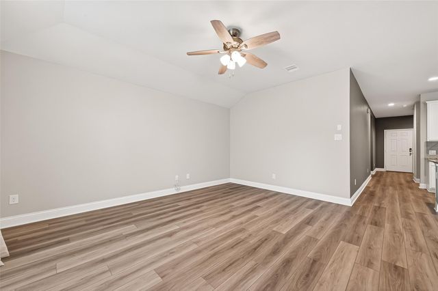 2350 Strong Horse Drive, Conroe, TX 77301