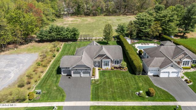 1032 Di Bella Drive, Guilderland, NY 12303