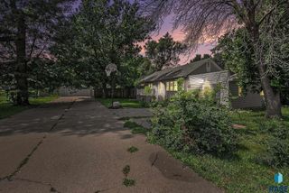 3131 N Jessica Ave, Sioux Falls, SD 57104