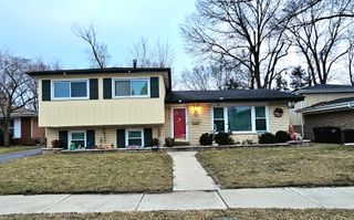 17140 Evans Drive, South Holland, IL 60473