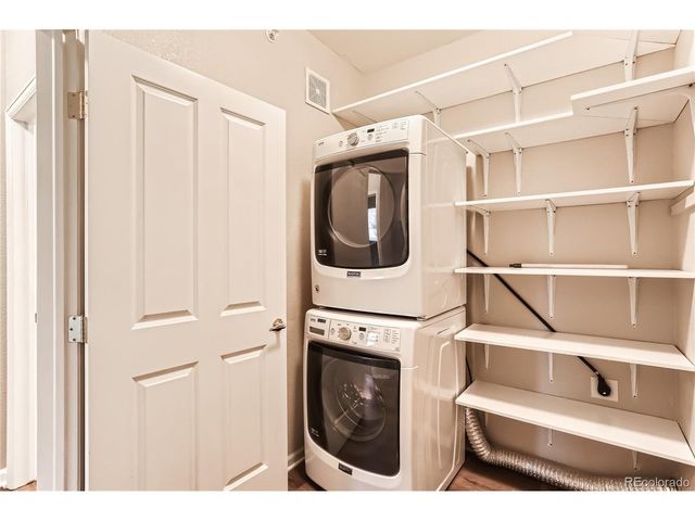 8427 S Hoyt Way 105, Littleton, CO 80128