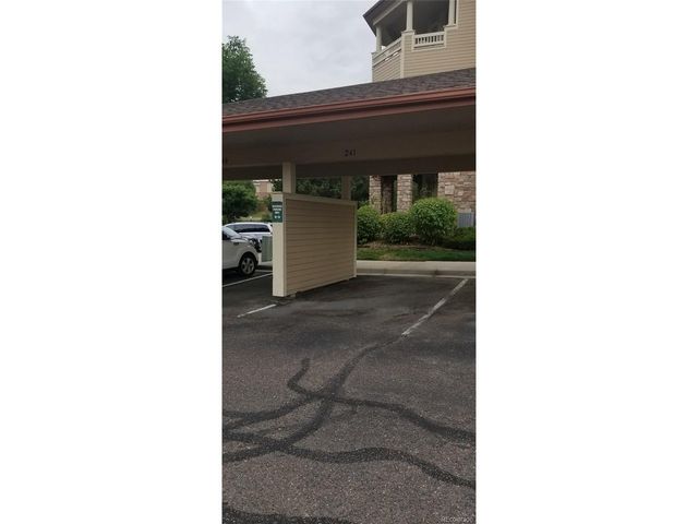 8427 S Hoyt Way 105, Littleton, CO 80128