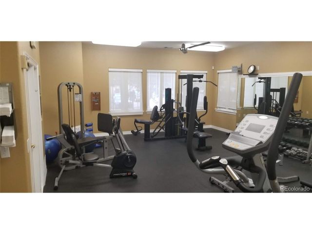 8427 S Hoyt Way 105, Littleton, CO 80128