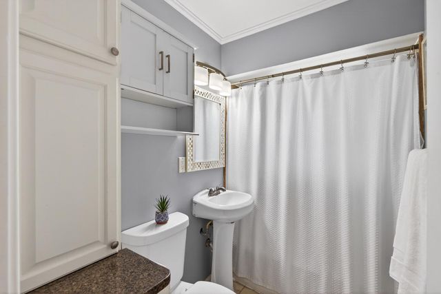 2100 69th Avenue N, Brooklyn Center, MN 55430