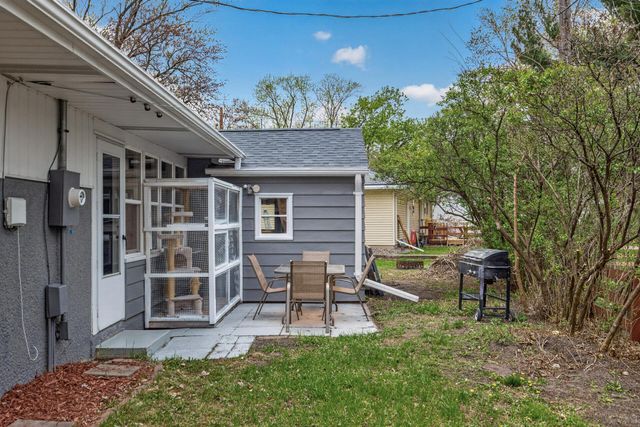 2100 69th Avenue N, Brooklyn Center, MN 55430