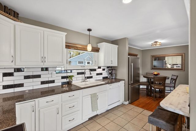 2100 69th Avenue N, Brooklyn Center, MN 55430