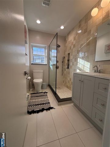 332 Lafayette Avenue, Hawthorne, NJ 07506