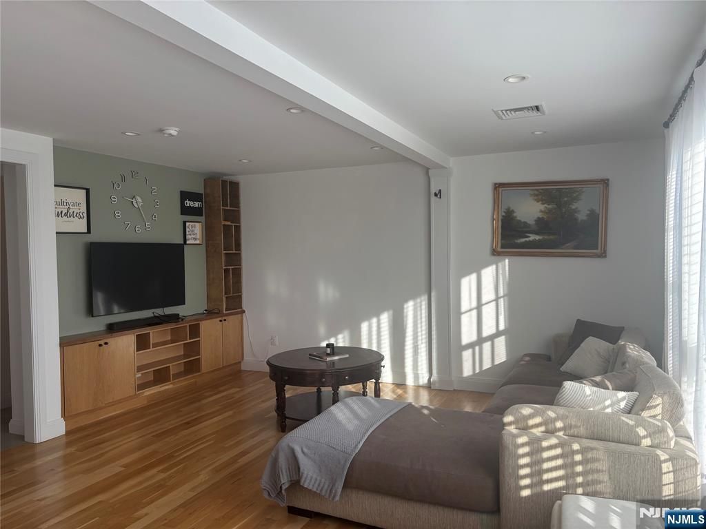 332 Lafayette Avenue, Hawthorne, NJ 07506