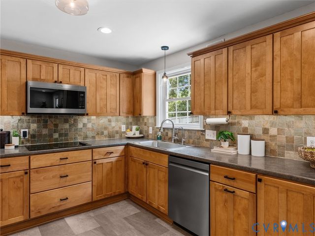 7720 Prairie Rd, Richmond, VA 23225