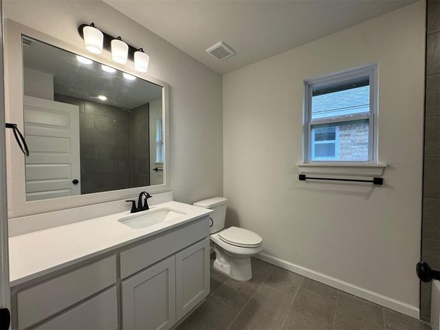 2615 Turtle Way, Midwest City, OK 73130