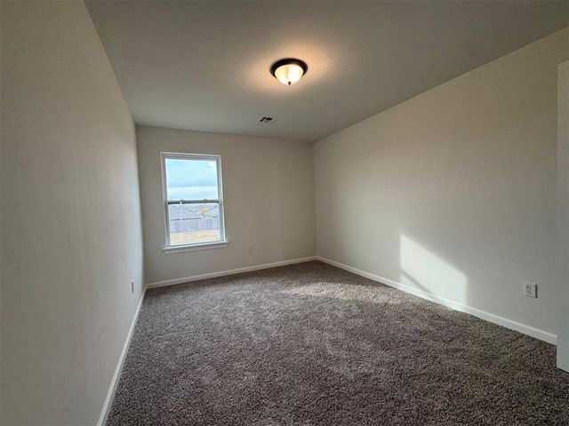 2615 Turtle Way, Midwest City, OK 73130