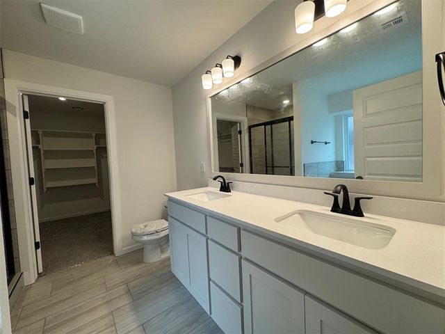 2615 Turtle Way, Midwest City, OK 73130