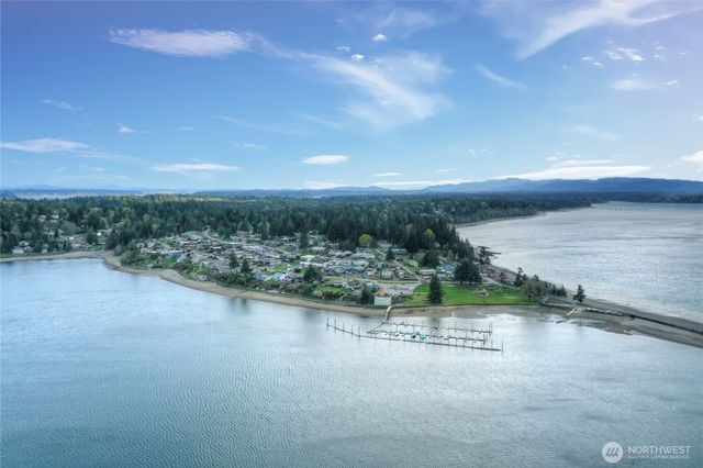 9936 9941 Mariner Drive NW, Olympia, WA 98502