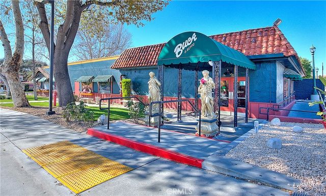 501 W Foothill Boulevard 201, Claremont, CA 91711