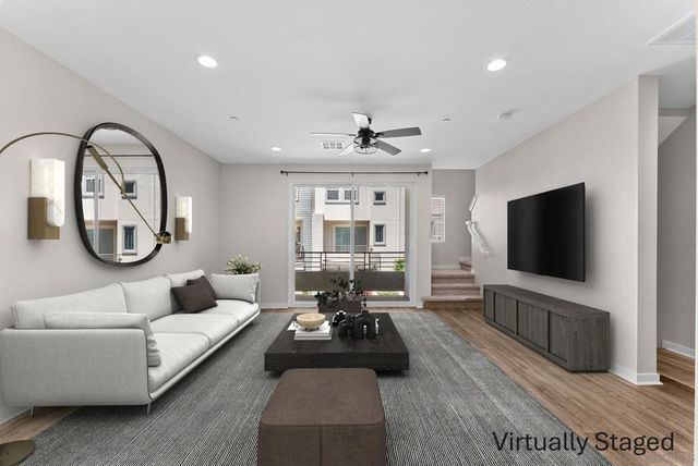 2580 S Escondido Blvd 612, Escondido, CA 92025