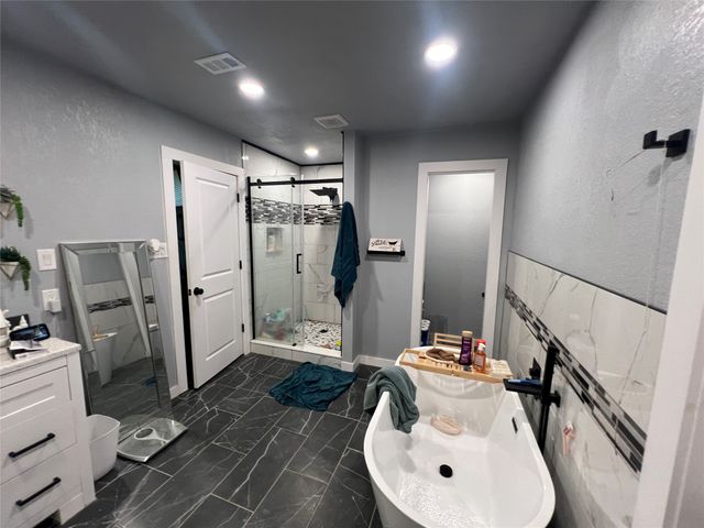 2716 County Road 804a, Burleson, TX 76028
