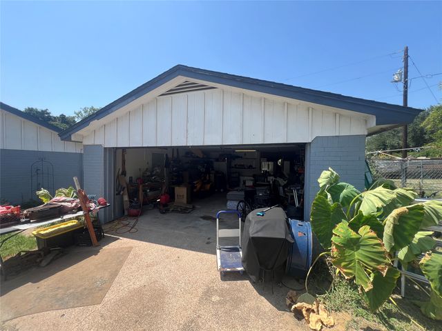 2716 County Road 804a, Burleson, TX 76028
