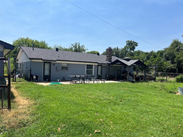 2716 County Road 804a, Burleson, TX 76028