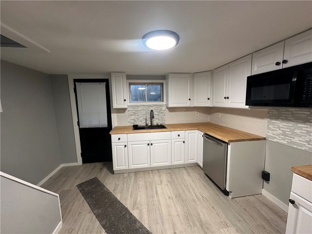 154 Ashbaugh Road, Jeannette, PA 15644