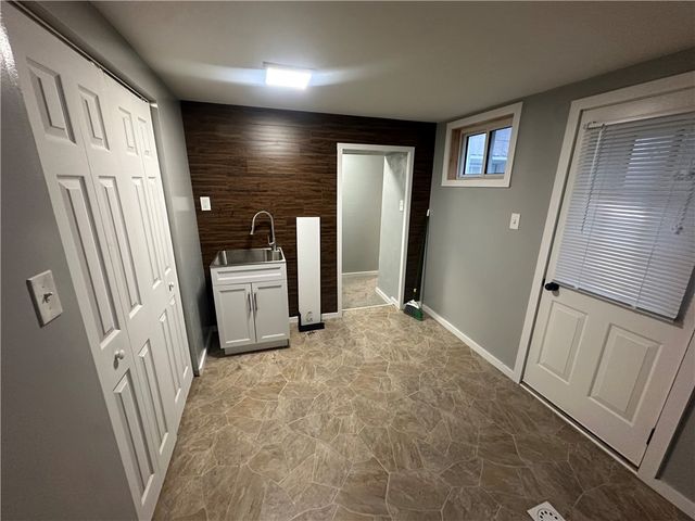 154 Ashbaugh Road, Jeannette, PA 15644