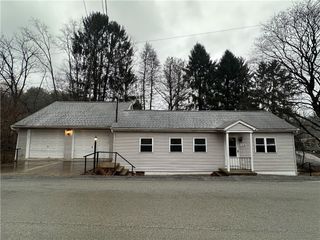 154 Ashbaugh Road, Jeannette, PA 15644
